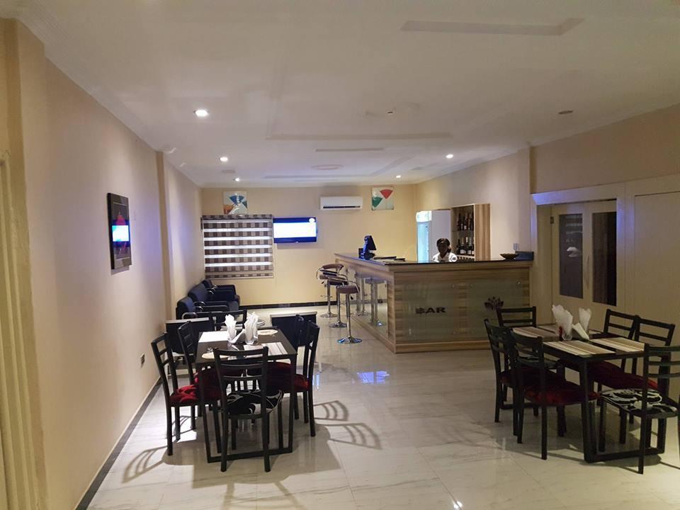 Providence Hotel Abeokuta Exteriör bild