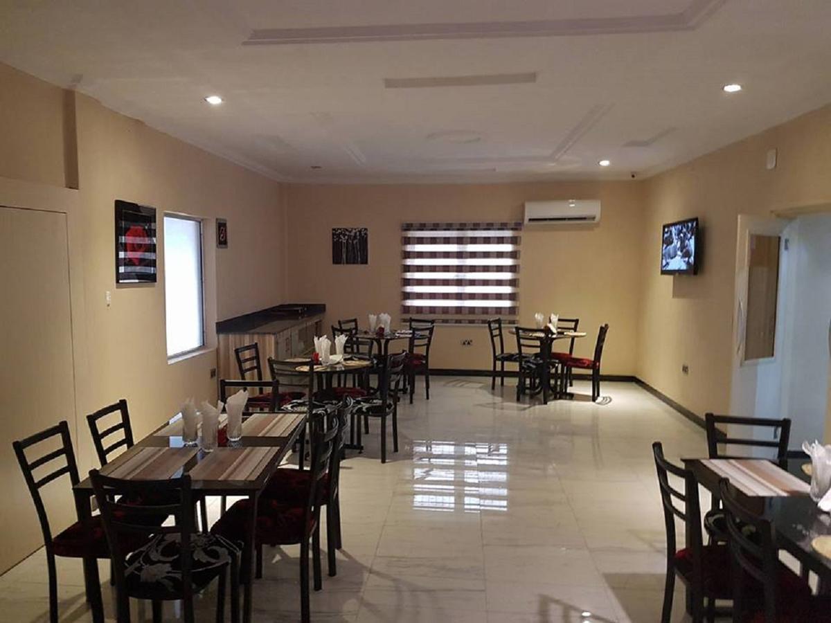 Providence Hotel Abeokuta Exteriör bild
