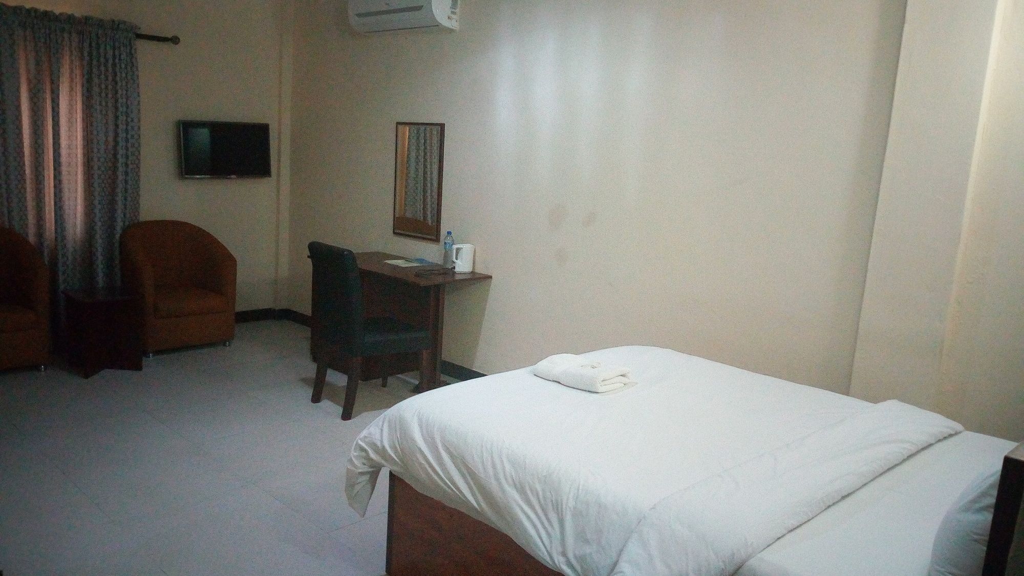 Providence Hotel Abeokuta Exteriör bild